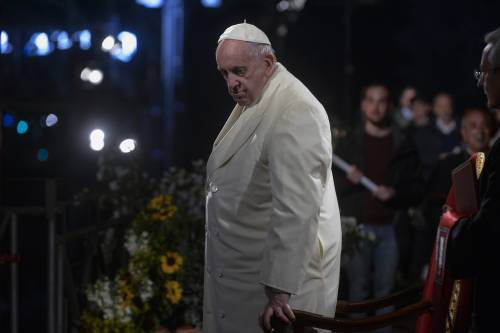 Quella lettera sullo "scisma" che agita la Pasqua del Papa