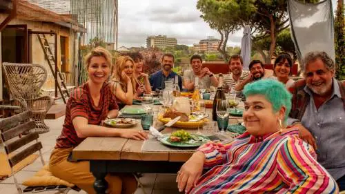 “Le fate ignoranti”: venti anni dopo il film, Ozpetek ne fa una serie