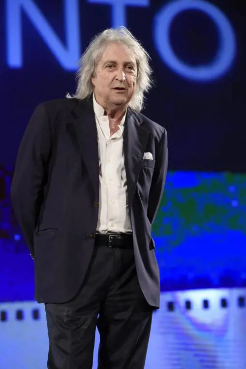 Vanzina riavvolge il film della memoria