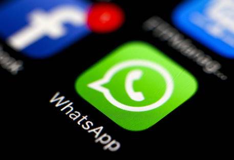 WhatsApp cambia ancora: così si nasconde l'accesso