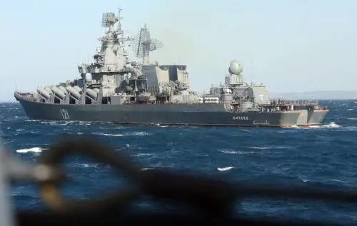 Le ultime ore del Moskva. "Colpito da missile Nato"