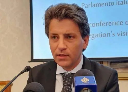 "Ora basta inviare armi all'Ucraina"