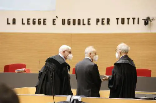 Davigo debutta dall'altra parte. "Ora si comporti da imputato"