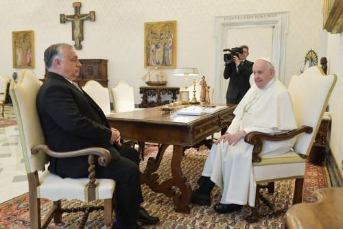 La visita dal Papa e l'incontro con Salvini: le vere ragioni del viaggio di Orban in Italia