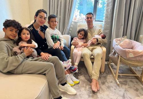 Ronaldo e Georgina rompono il silenzio dopo la morte del figlio