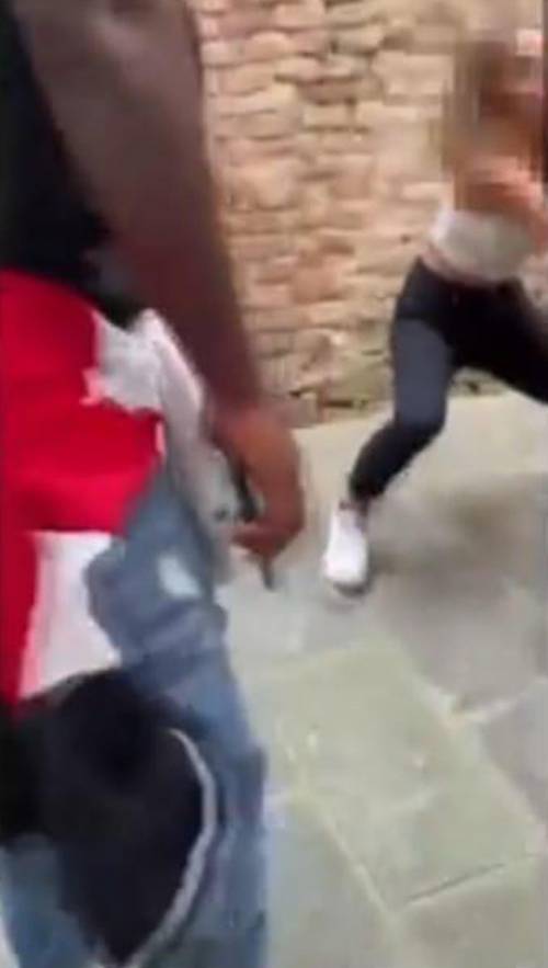 Baby gang al femminile. Pestaggi e aggressioni sui social