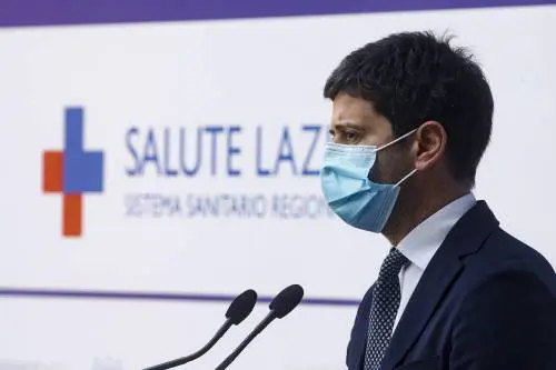 Tasse e "Bella Ciao". La sinistra di governo dei marziani di Leu