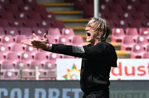 Nicola nonna è già icona. Cioffi e un gol da infarto