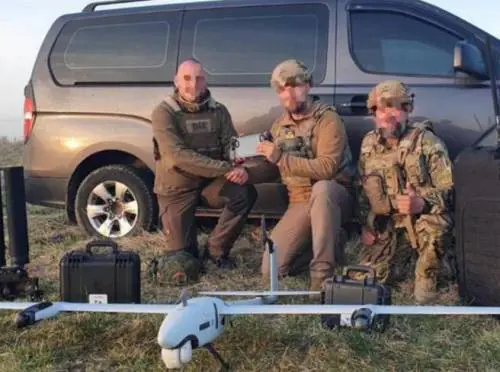 Vector, il drone tedesco agli ucraini: cosa è in grado di fare