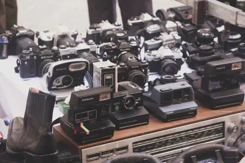 Dal walkman alla polaroid, hai ancora questi oggetti? Ecco quanto valgono