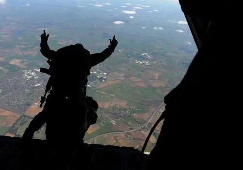 L'ombra delle Sas britanniche: chi sono i "fantasmi" dietro gli attacchi ai russi