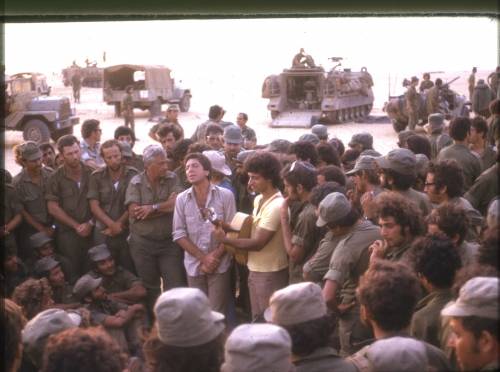 Il cantautore va alla guerra. Leonard Cohen e il Kippur