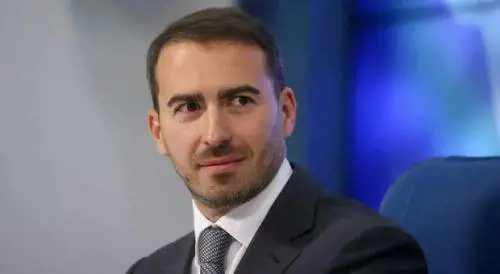 Morto uomo Gazprom: "Giù dagli scogli"