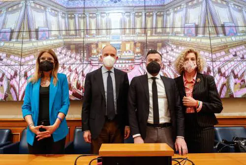 Ddl Zan, il Pd ripresenta lo stesso testo. "Speriamo in un miracolo"