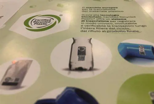 Greenplast, l'etichetta parlante garantisce che la plastica sia riciclata
