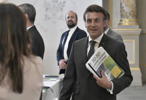 Nasce "Renaissance", perché Macron ha archiviato En Marche!