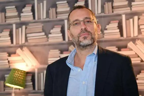 "Intervista a Lavrov? Grande colpo giornalistico". E Formigli bacchetta Mentana