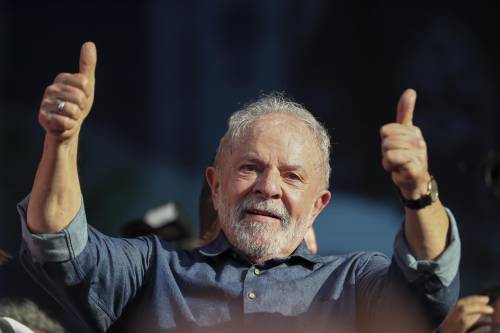 La sinistra italiana esalta Lula. Ma "dimentica" le sue posizioni sull'Ucraina