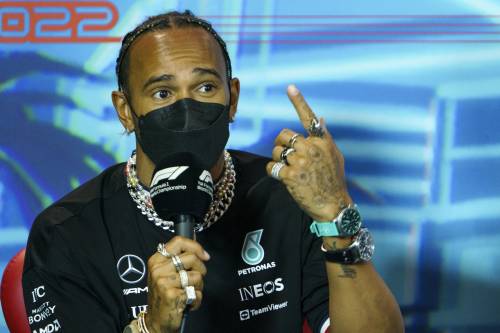 Hamilton non vuole togliere i gioielli in gara