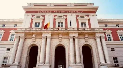 De Luca si accorge del caos al Cardarelli