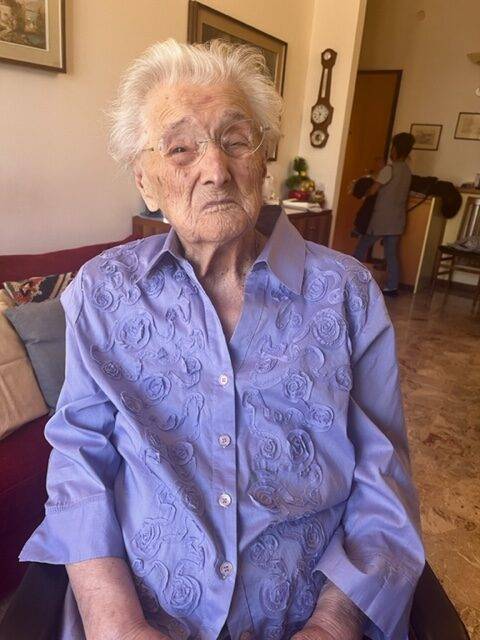 Angela Tiraboschi aveva compiuto 112 anni lo scorso 19 aprile