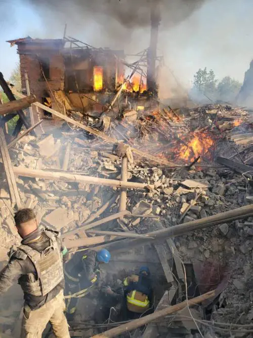 Raid russo su una scuola, Zelensky: "Uccisi 60 civili". L'Onu: "Inorriditi"