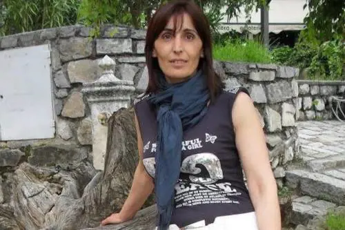 Travolta dal treno Il marito di Raffaella: "Non si è suicidata"