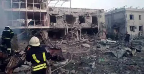 Attacchi missilistici a raffica: è la furia russa contro Odessa