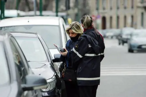 I Comuni piangono e stangano. 75 milioni per multarci di più