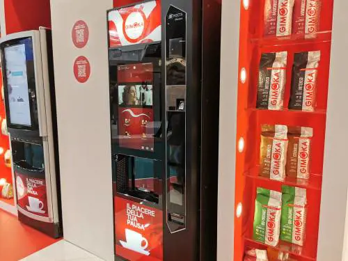 Moneta addio, il caffè e lo snack alla macchinetta si pagano con l'App