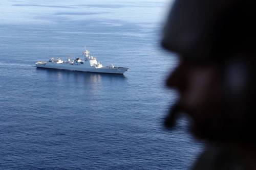 Pechino muove la nave spia: "È un atto di aggressione"