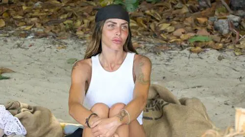 Isola, Guendalina salta la diretta? "Si trova in infermeria" 
