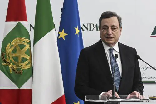Draghi punta sul Sud: "Diventi l'hub europeo per l'energia verde. Basta pigri pregiudizi"