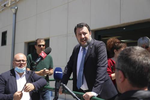 "Irripetibile un governo con la sinistra". Ora Salvini esclude lo scenario