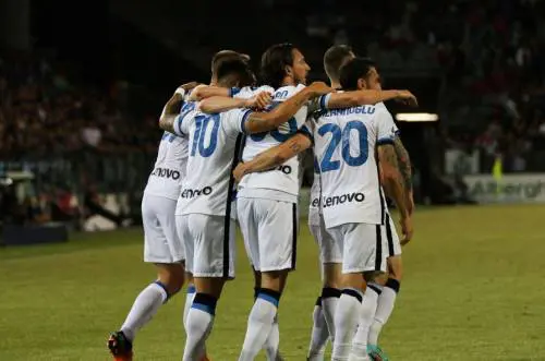 L'Inter non molla il Milan: scudetto rimandato all'ultima giornata