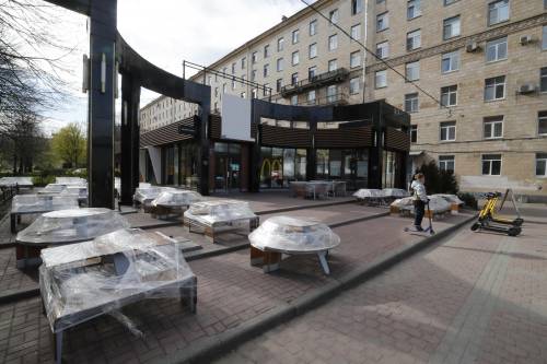 800 attività in vendita: ora McDonald’s dice davvero addio alla Russia