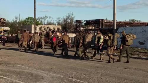 Cosa succederà ai reduci Azov in mano a Putin