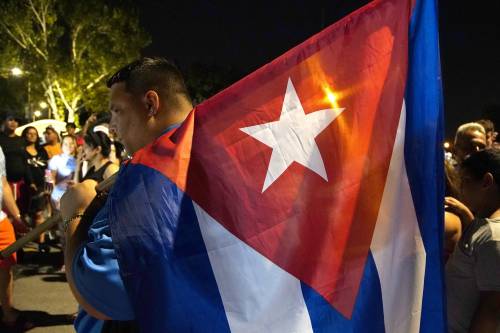 Stretta anti proteste a Cuba: così il regime prova a blindarsi