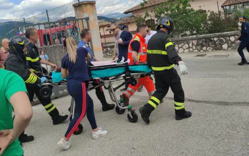 Il freno a mano, il bimbo a bordo, la discesa: così l'auto ha travolto i piccoli nell'asilo