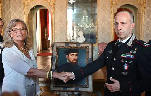 È solo un falso. Italia truffata.