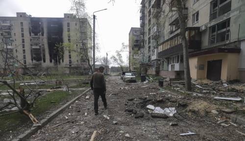 Severodonetsk assediata, controffensiva ucraina a Kherson | La diretta della guerra