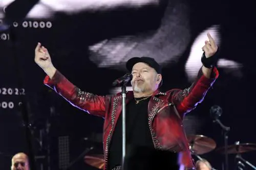 Tra stadi, arene e spiagge la musica live riprende fiato