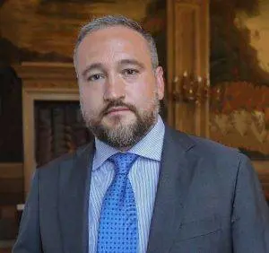 "Una storia lunga più di mille anni travolta dal nazionalismo islamico"