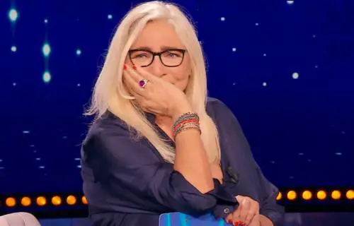 "È un'altra cosa...". E Mara Venier scoppia in lacrime a Domenica In