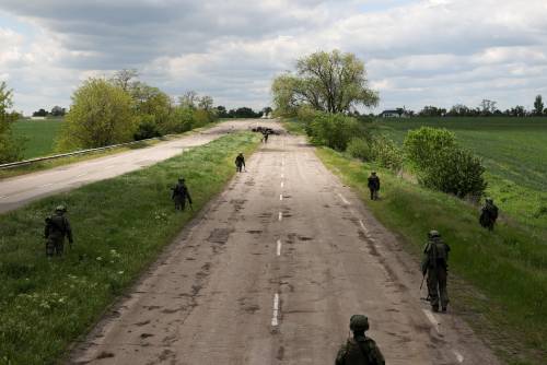 "Cadaveri a contatto coi sopravvissuti": in Ucraina è incubo epidemie