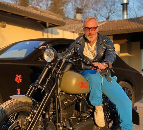 Gianluca Vacchi: "Nelle mie ville c'è di tutto. Mia figlia deve sapere che ha dei privilegi"