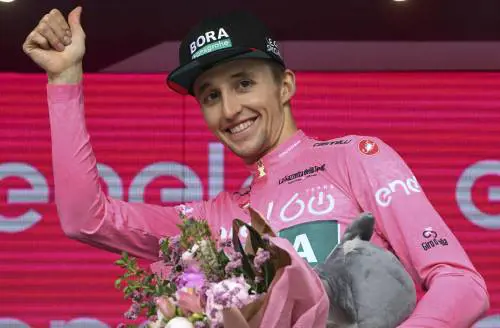 Lo strappo decisivo di Hindley: il Giro è suo
