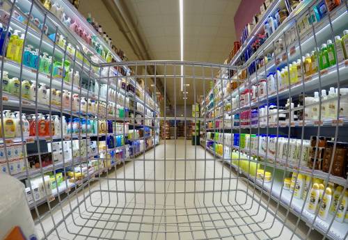 Supermercati, quali sono i punti vendita aperti il 25 aprile