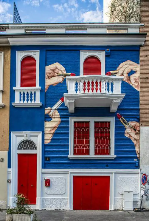 A Milano la strada diventa un'opera d’arte