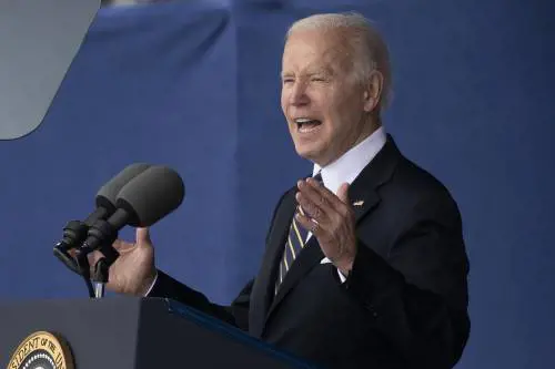 "Fate uscire il presidente". Perché hanno evacuato Biden